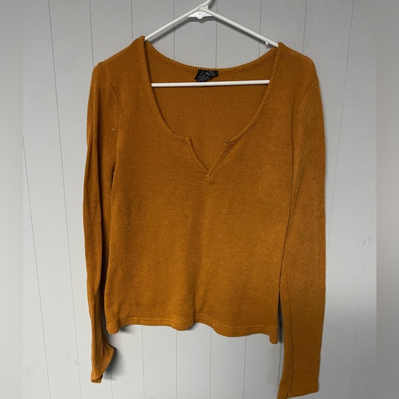 Rust sweater - Picture 2 of 3